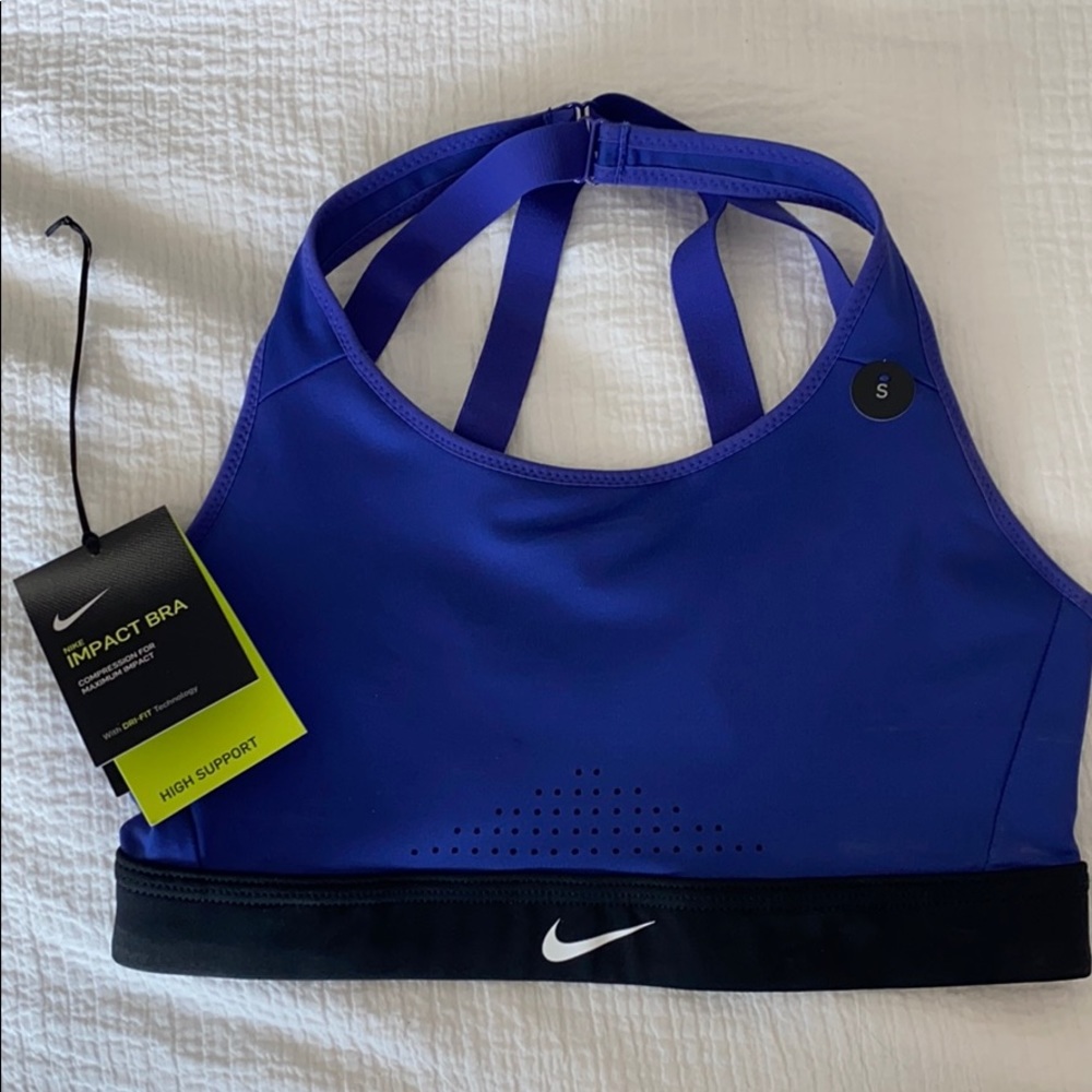 Nike impact sports bra
